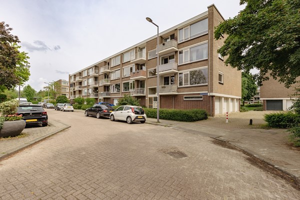 Sold subject to conditions: Cartesiusstraat 52, 3076 DD Rotterdam